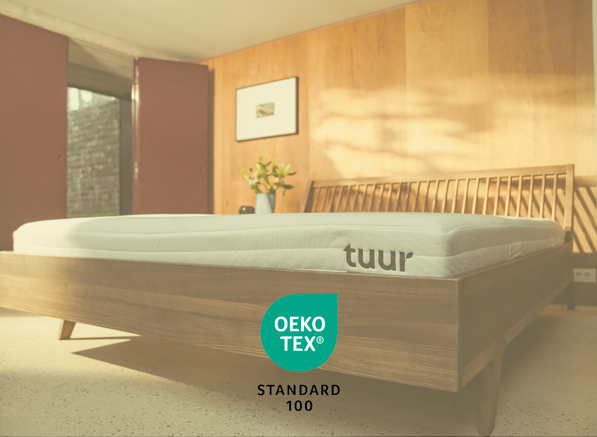Oeko-tex logo op een lifestyle beeld