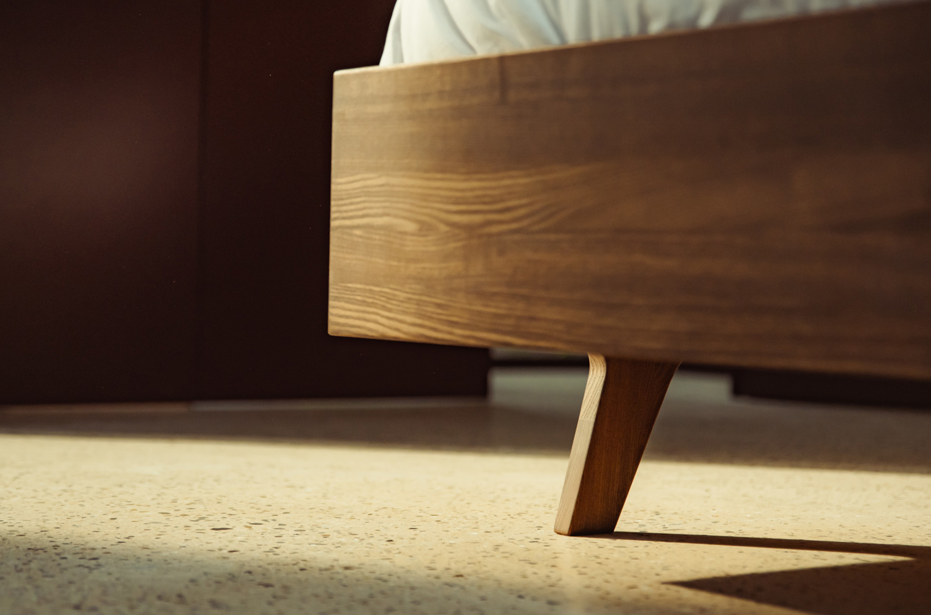 De poten van het Tuur® Bedframe
